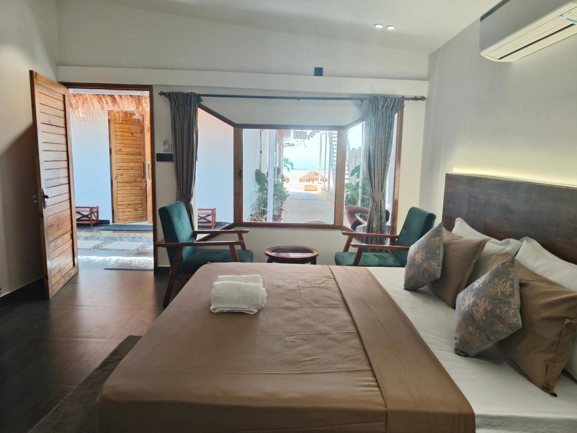 Hotel Aqua Ashwem Mandrem
